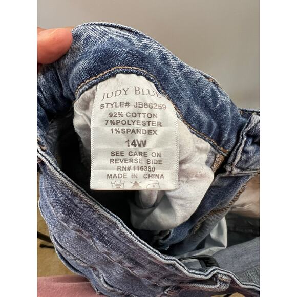 Judy Blue Denim Womens Straight Leg Relaxed Fit Jeans Size 14W - Picture 7 of 7